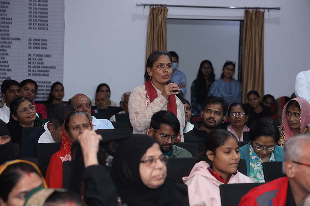 Women with Ankylosing Spondylitis (AS) or Rheumatoid Arthritis (RA)